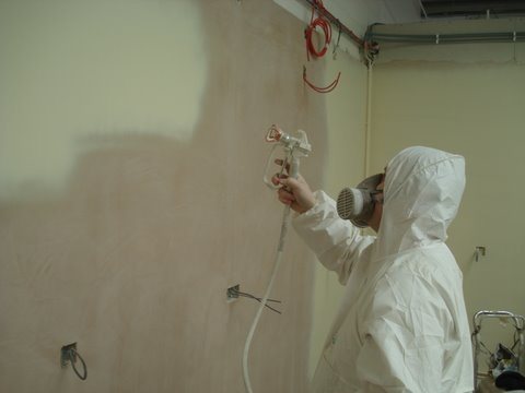 Airless spray coating